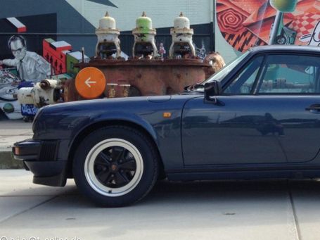Porsche 911 G Modell blau